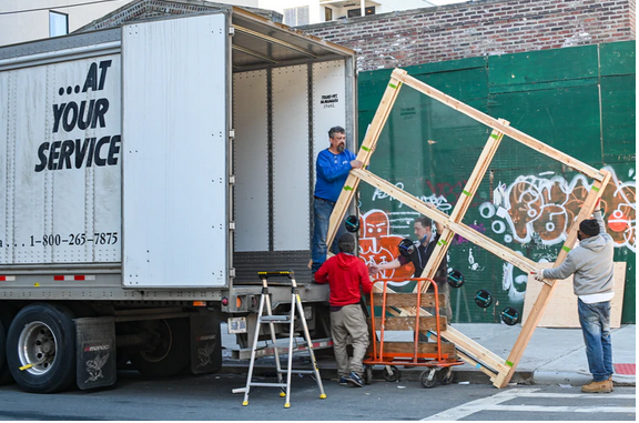 a moving company's truck